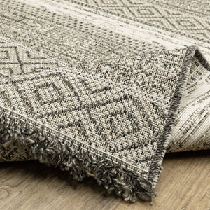 Oriental Weavers Gillian Indoor/Outdoor Area Rug - Global-inspired Design With Textured Patterns For Every Space Beige,Black Polypropylene G1622e055230st