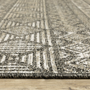 Oriental Weavers Gillian Indoor/Outdoor Area Rug - Stylish Global Design With Easy Care, Perfect For High-traffic Spaces Beige,Black Polypropylene G4925a240305st