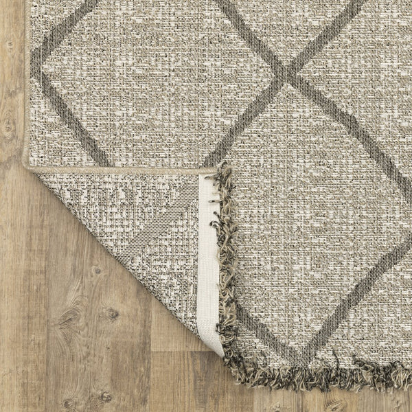 Oriental Weavers Gillian Indoor/Outdoor Area Rug - Global-inspired Design, Easy Care, Perfect For High-traffic Spaces Beige,Black Polypropylene G4926a160220st