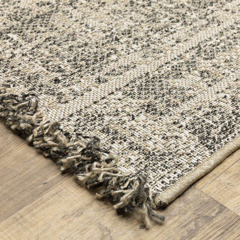 Oriental Weavers Gillian Indoor/Outdoor Area Rug - Global-inspired Design, Durable Performance For High-traffic Spaces Beige,Black Polypropylene G4928h055230st