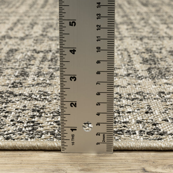 Oriental Weavers Gillian Indoor/Outdoor Area Rug - Global-inspired Design, Durable Performance For High-traffic Spaces Beige,Black Polypropylene G4928h100152st