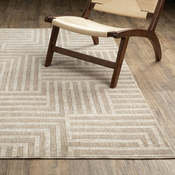 Oriental Weavers Hunter Beige/Ivory Indoor Area Rug - Luxurious Softness, Modern Design, And Versatile Elegance For Any Space Beige,Ivory Polyester Hhnt03068230st
