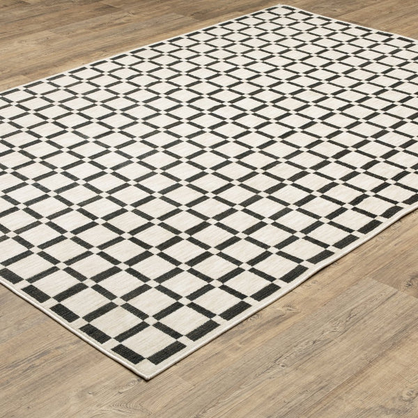 Oriental Weavers Hunter Indoor Area Rug - Luxurious Polyester Construction With Modern Geometric & Organic Patterns Beige,Black Polyester Hhnt08200290st