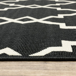 Oriental Weavers Marina Elegant Indoor/Outdoor Area Rug - Timeless Design With Classic Neutral Palette For Your Space Black,Ivory Polypropylene M7763k200290st