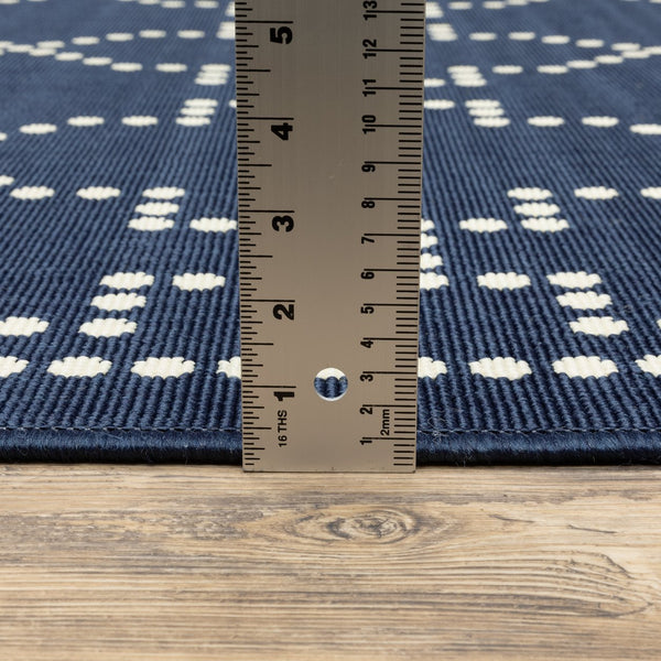 Oriental Weavers Marina Elegant Indoor/Outdoor Area Rug - Timeless Design With Classic Patterns And Neutral Palette Navy,Ivory Polypropylene M7765b240330st