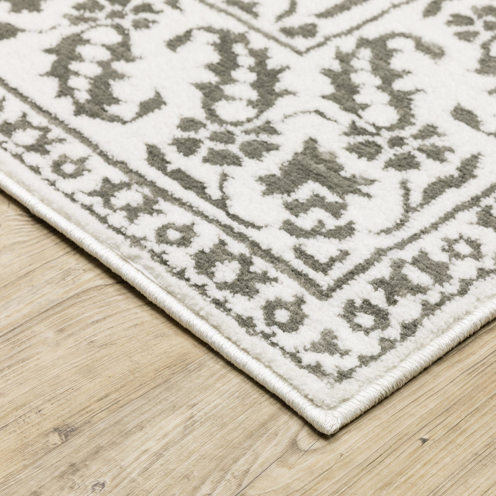 Oriental Weavers Montecito Indoor Area Rug - Elegant Power-loomed Polyester With Graphic Patterns For Any Space Grey,White Polyester M2062h160235st