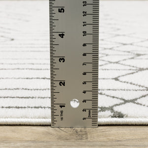 Oriental Weavers Montecito Indoor Area Rug - Elegant Power-loomed Design With Graphic Patterns, Made In Egypt White,Grey Polyester M4158w068235st