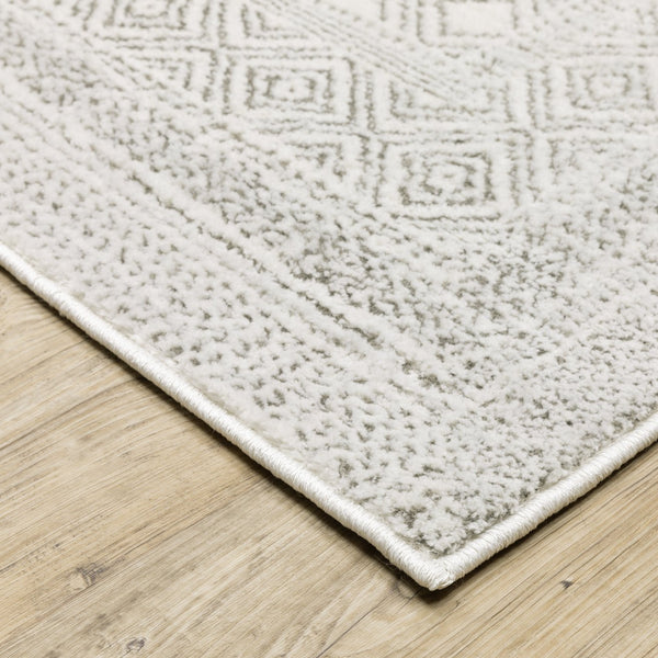 Oriental Weavers Montecito Indoor Area Rug - Elegant Power-loomed Design With Soft Polyester And Graphic Patterns White,Grey Polyester M094w8068235st