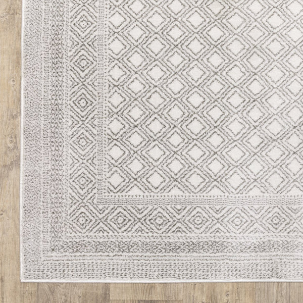 Oriental Weavers Montecito Indoor Area Rug - Elegant Power-loomed Design With Soft Polyester And Graphic Patterns White,Grey Polyester M094w8068235st