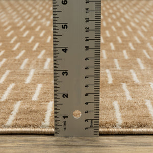 Oriental Weavers Oliver Plush Rust & Beige Geometric Runner Rug 2'3"X7'6" — High‑Low Polyester Pile, Durable Style OOLV04068230ST