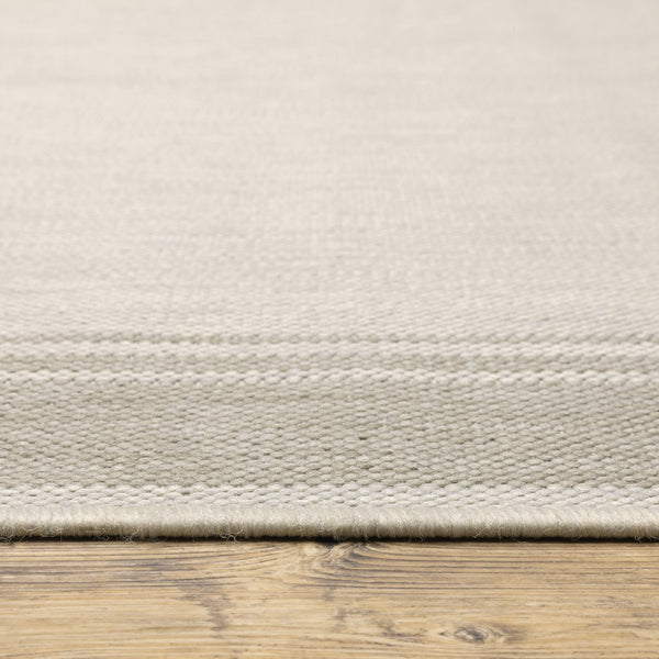 Oriental Weavers Portofino Indoor/Outdoor Area Rug – Stylish, Durable, And Easy To Maintain For Any Home Decor Ivory,Grey Polypropylene P6765w200280st