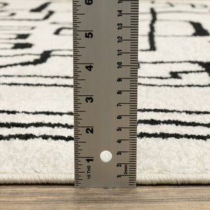 Oriental Weavers Quinn Modern Beige & Black Runner Rug 2'X7' — Maze-Like Geometric Design, Soft Frieze Polypropylene, Durable Elegance QQUI11060213ST