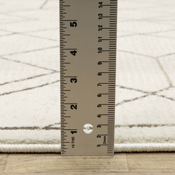 Oriental Weavers Raylan Indoor Area Rug - Sophisticated Multi-tonal Design With High/Low Texture For Elegant Spaces Ivory,Taupe Polypropylene Rray06068230st