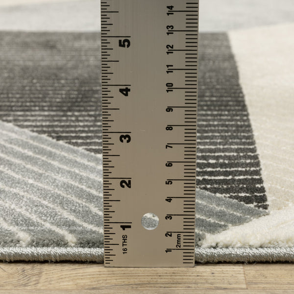 Oriental Weavers Raylan Indoor Area Rug - Sophisticated Multi-tonal Design With Textured Soft Polypropylene Yarn Ivory,Black Polypropylene Rray07068230st