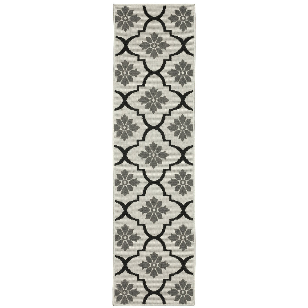 Oriental Weavers Torrey Indoor/Outdoor Area Rug - Tri-colored Loop Texture With Soft Platinum Base For Versatile Style Light Grey,Black Polypropylene T5562e055220st