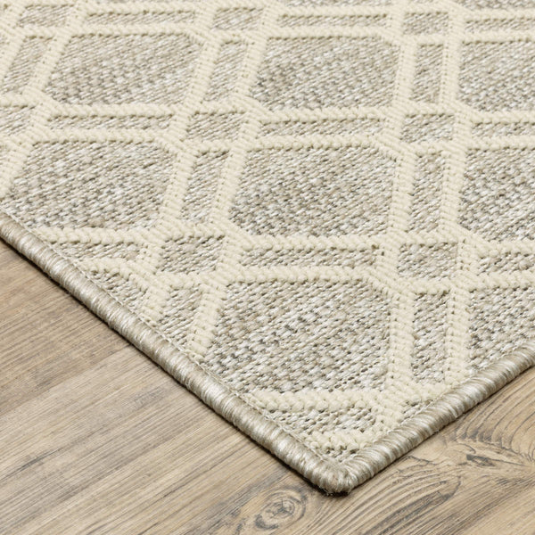 Oriental Weavers Zarina Diamond Trellis Polypropylene Indoor Outdoor Rug Stain Resistant Neutral Tones Patio 3'3" x 5' ZZAR01100152ST