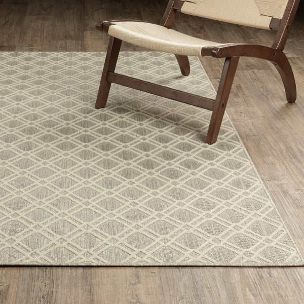 Oriental Weavers Zarina Diamond Trellis Polypropylene Indoor Outdoor Rug Stain Resistant Neutral Tones Patio 3'3" x 5' ZZAR01100152ST