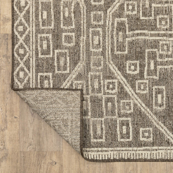Oriental Weavers Zarina Global Diamond Medallion Polypropylene Indoor Outdoor Rug for Patio or Living Room 9'10" x 12'10" ZZAR07300390ST