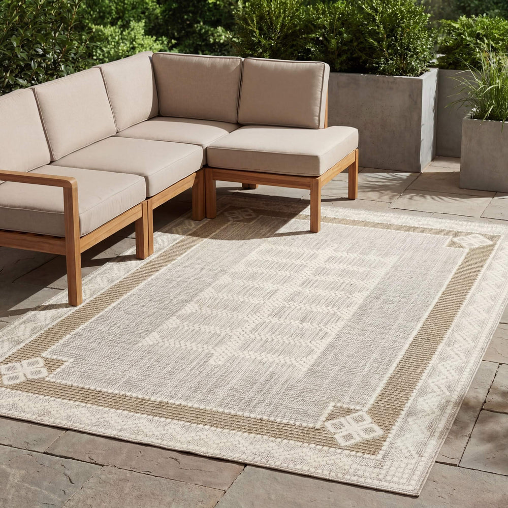 Oriental Weavers Zarina Polypropylene Flatweave Indoor Outdoor Rug with Medallion Geometric Border Pattern 7'10" x 10' ZZAR08240305ST