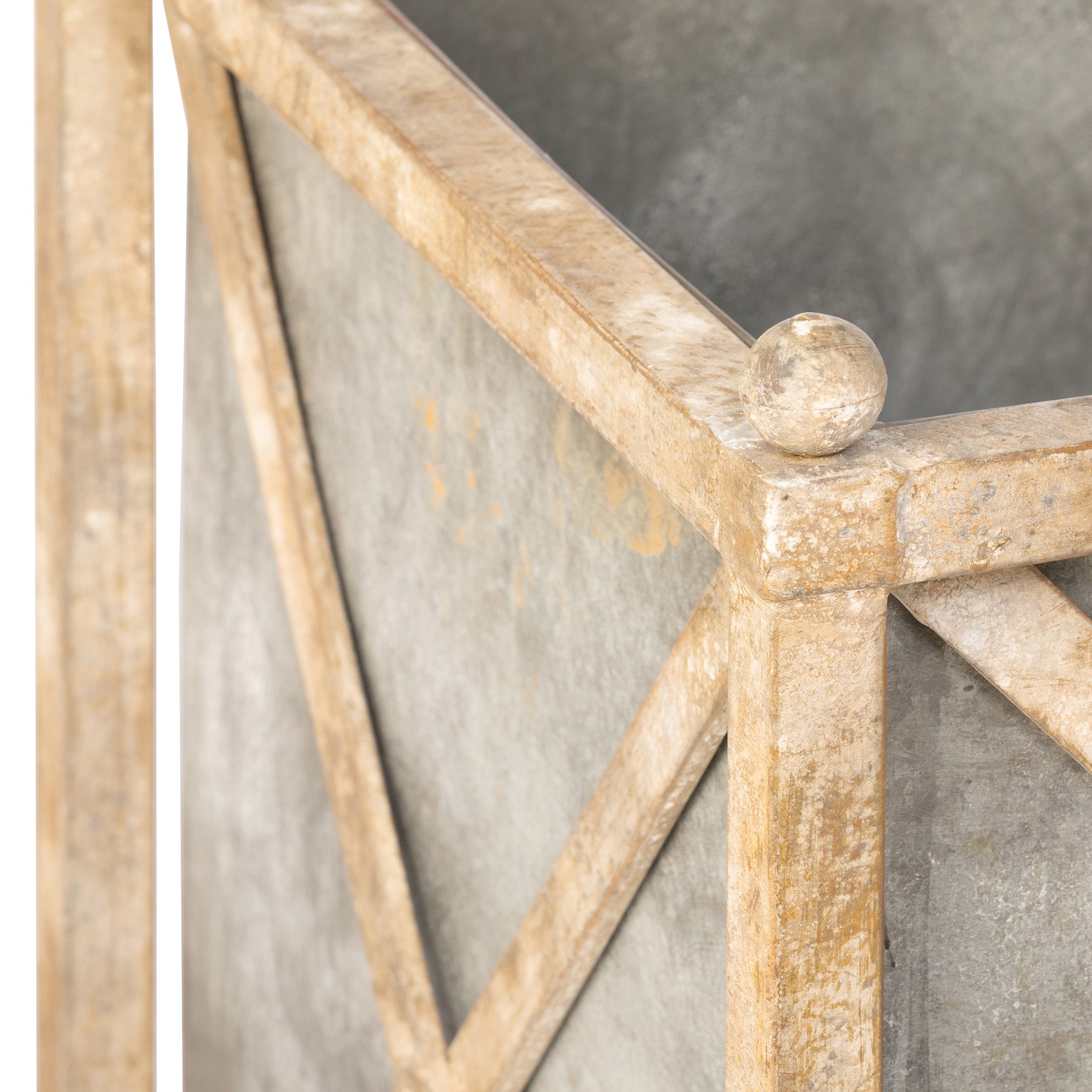 Park Hill Small Metal Estate Planter - Thumbnail 5