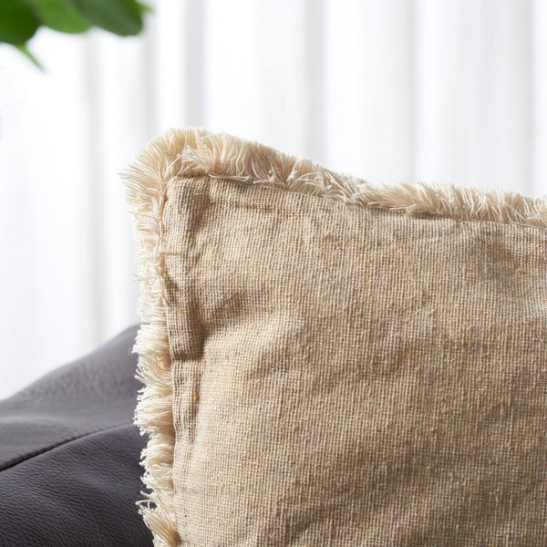 Safavieh Rinley Pillow Beige/White PLS7163B-1818