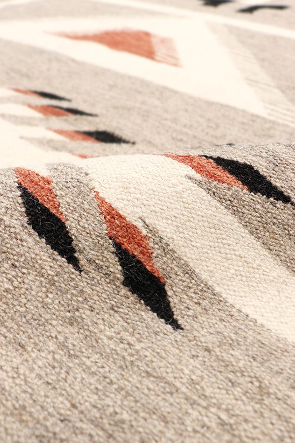 Pasargad Tuscany Collection Reversible Wool Area Rug - Modern Geometric Design For Any Space   Pnt-284 5x7