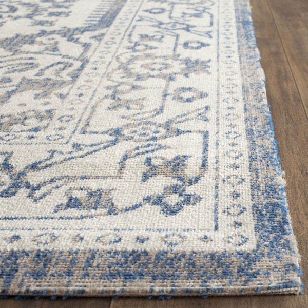 Safavieh Patina 318 Power Loomed  Rug Light Grey / Blue PTN318C-4