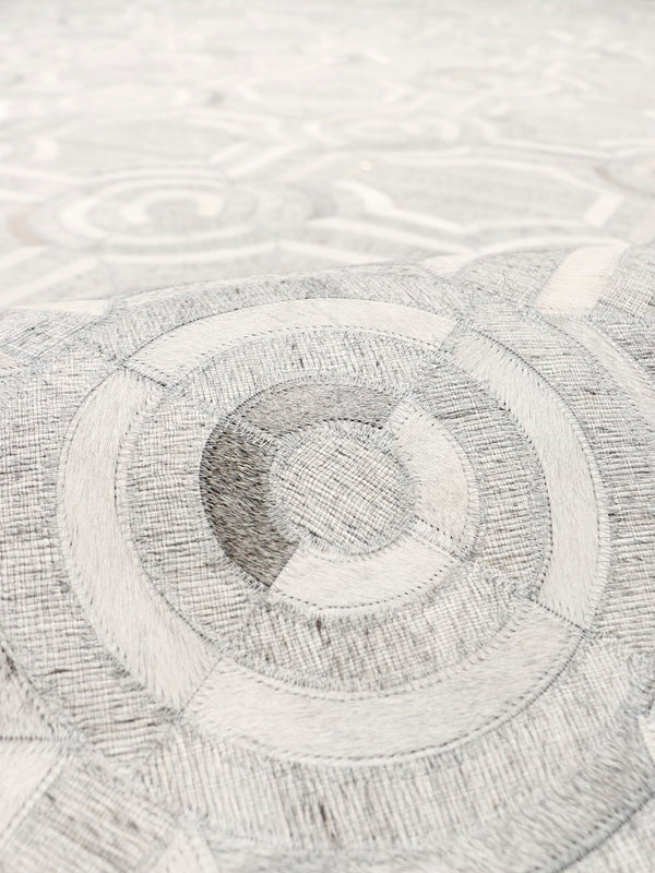 Pasargad Hand-loomed Cowhide Sari Silk Area Rug - Elegant Geometric Design For Luxurious Spaces   Ptx-3137 10x14