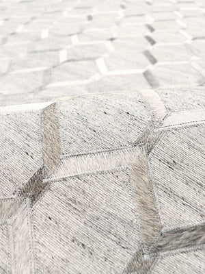 Pasargad Home Galaxy Collection Area Rug: Luxurious Silver Cowhide & Sari Silk For Elegant Spaces   Ptx-3284 5x8