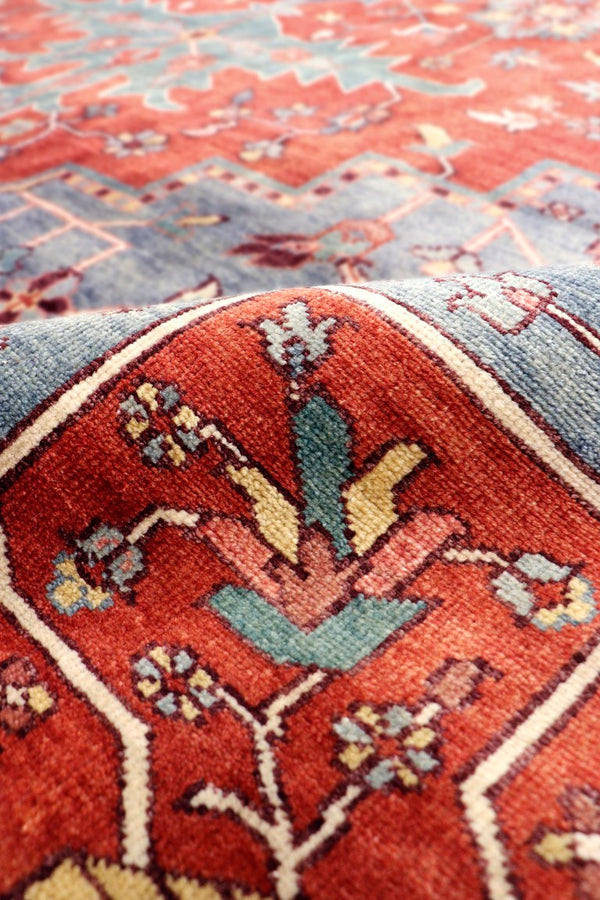 Pasargad Pasargad Serapi Hand-Knotted Wool Rug 4'10" x 8'0" — Rust & Navy Vintage Patina, Durable Artisanal Pile PSJ-23A 5x8