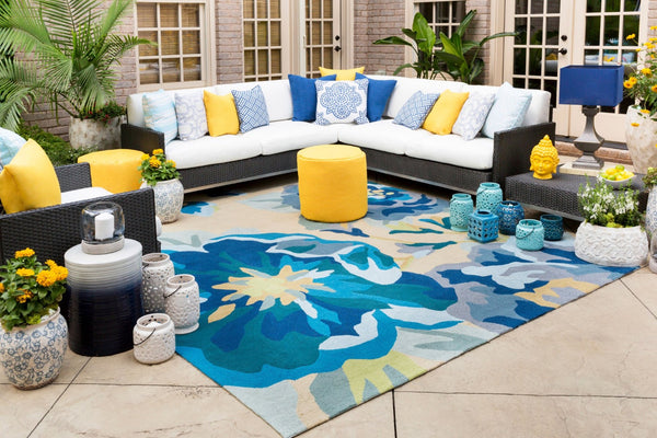 Surya Rain Hand Hooked Polypropylene Outdoor Rug Cottage Style Patio Entryway Accent RAI1231-23