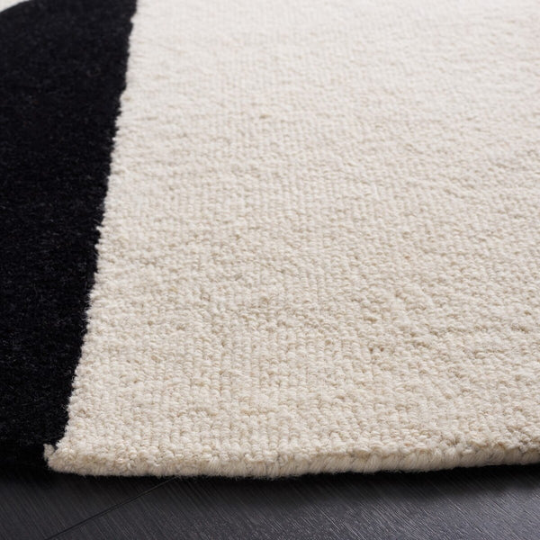 Rodeo Drive Hand Tufted Wool Cotton Rug with Latex Backing for Modern Home Décor Elegance
