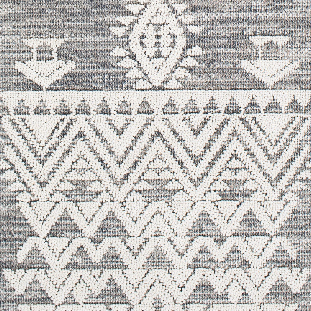 Livabliss Ariana Moroccan Geometric Polypropylene Rug for Entryways Bathrooms and Bedside Areas Gray, Black 2'2" x 3'9" RIA2304-2339