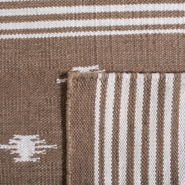 Safavieh Break Trail HAND WOVEN  Rug Adobe RLR2219B-8