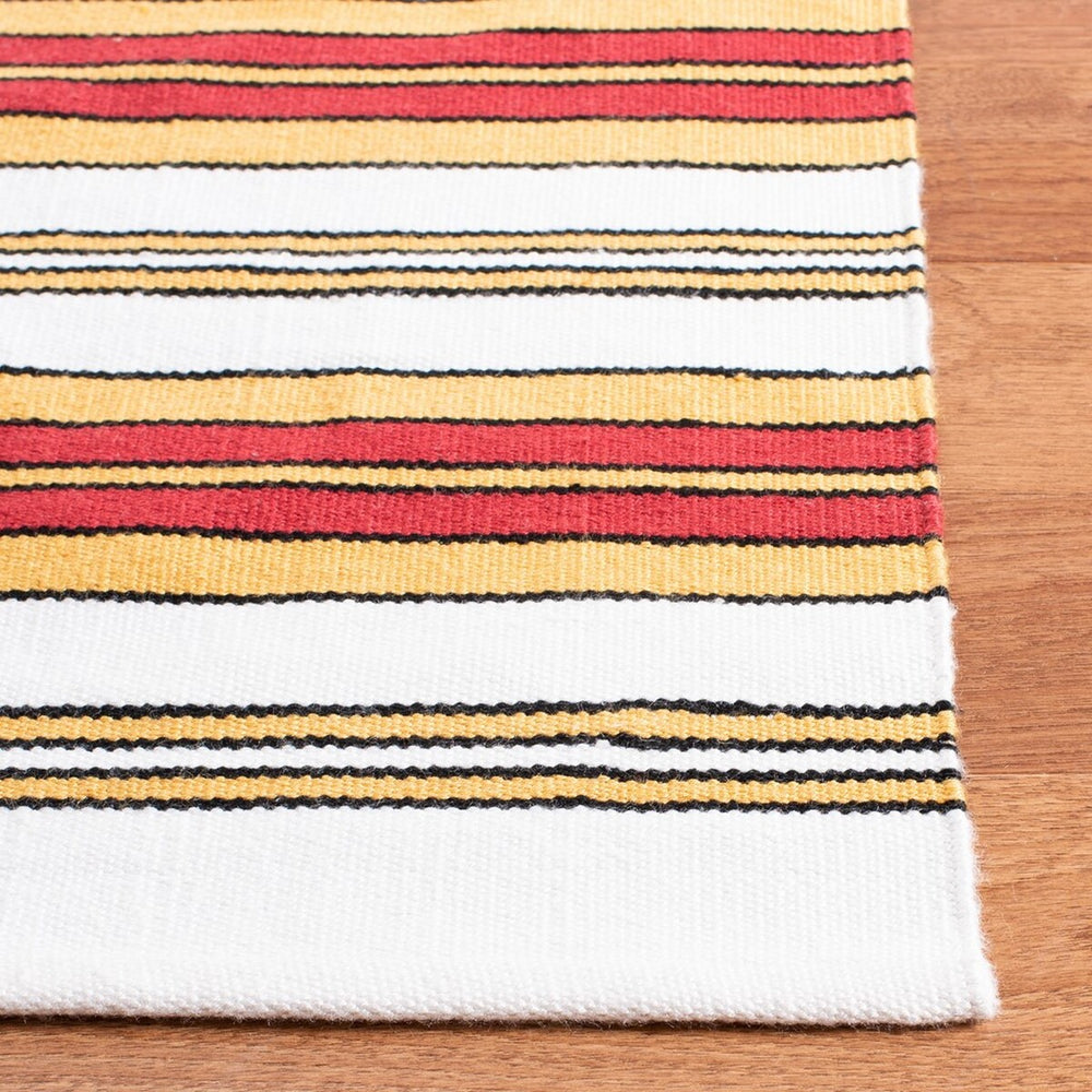 Safavieh Racing Point Stripe HAND WOVEN  Rug Terry White / Racing Red RLR2462C-9