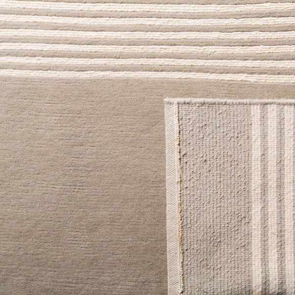 Safavieh Bently Hand Knotted  Rug Fawn RLR4938A-4