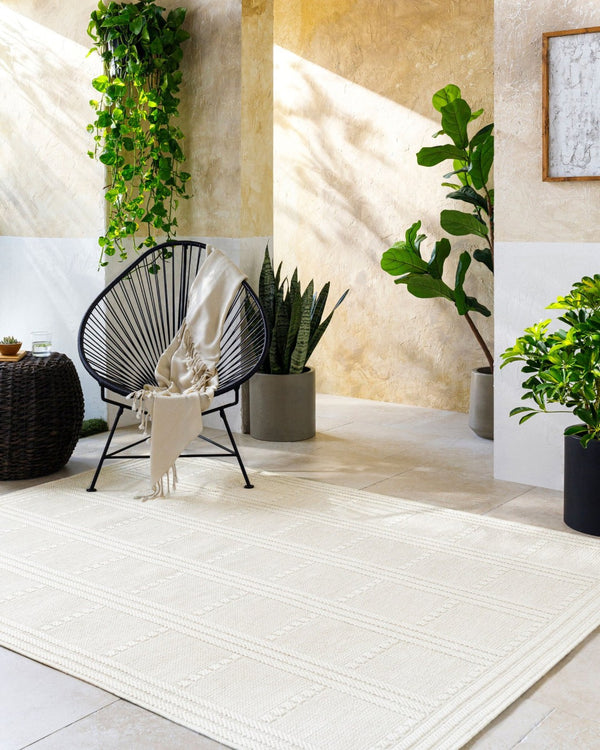 Livabliss Sandra Flatweave Polypropylene Area Rug Machine Woven for High Traffic Entryways Beige, Cream 5'3" x 7' SDR2301-537