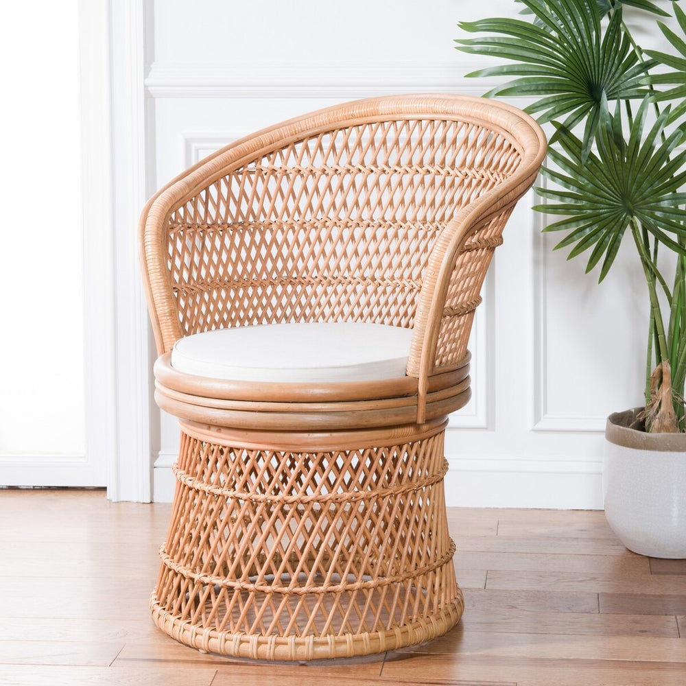 Safavieh Iola Swivel Accent Chair W/ Cushion XII23 Natural / White Rattan SEA7043A