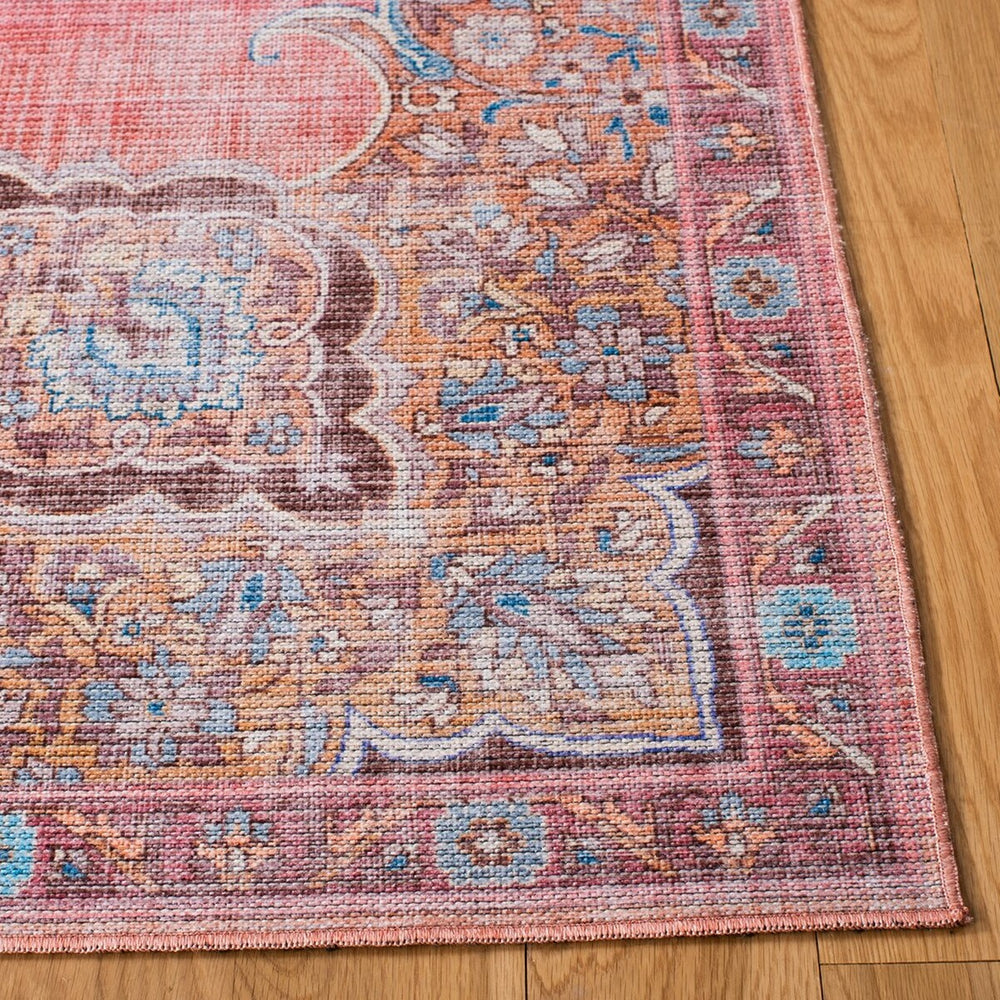 Safavieh Serapi 580 Power Loomed Transitional Rug Pink / Beige 8' x 8' Square