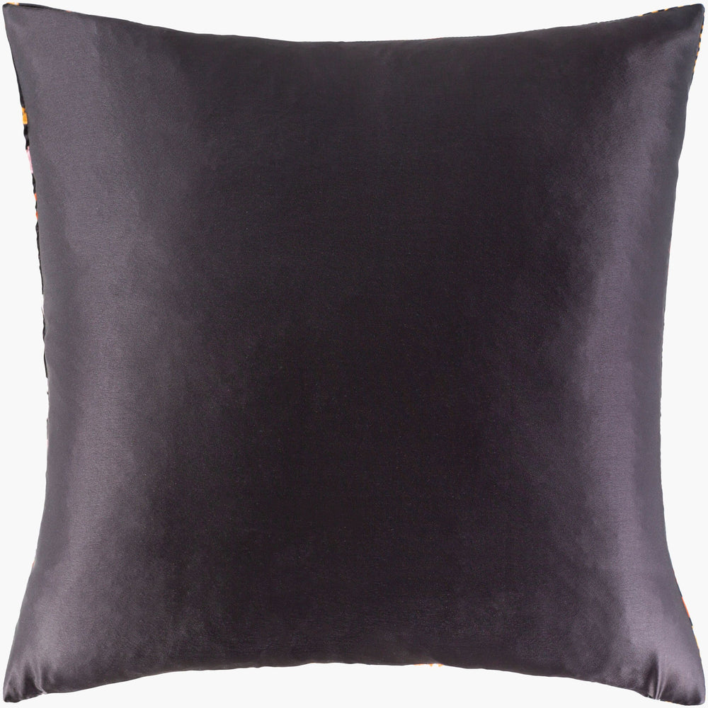 Surya Safari Sfr-001 18"X18" Durable Polyester Accent Pillow - Revitalize Your Decor With Style! Black Polyester,Polyester Sfr003-1818d
