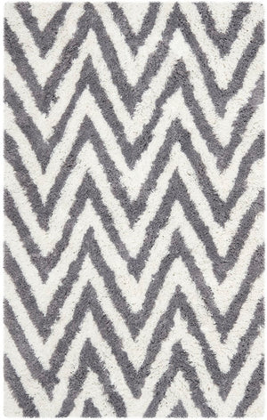 Safavieh Chevron Shag SG250 Hand Tufted  Rug Ivory / Grey SG250C-26