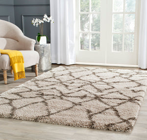 Safavieh Belize Shag 482 Power loomed Shag & Flokati Rug Taupe / Grey SGB482D-29