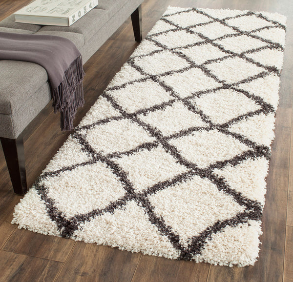 Safavieh Belize Shag 489 Power loomed Shag & Flokati Rug Ivory / Charcoal SGB489B-3