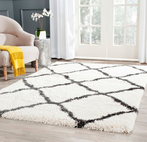Safavieh Belize Shag 489 Power loomed Shag & Flokati Rug Ivory / Charcoal SGB489B-3