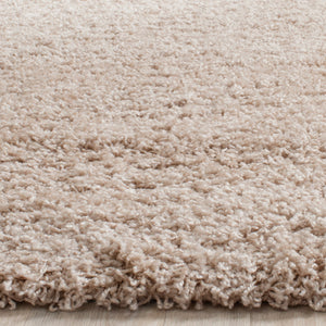 Safavieh Laguna Shag 303 Power Loomed Rug Sand 2'-3" x 4'