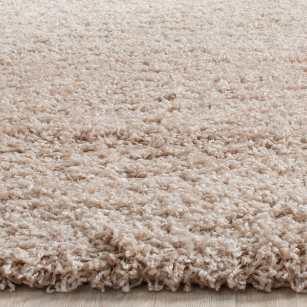 Safavieh Laguna Shag 303 Power Loomed Rug Sand 2'-3" x 4'