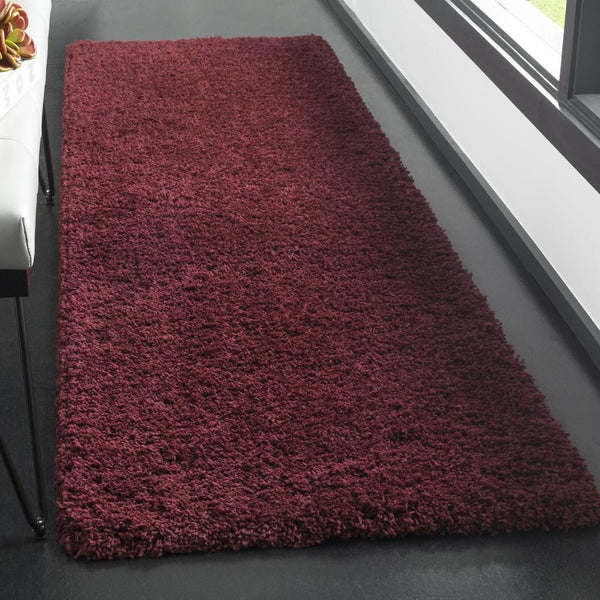 Safavieh Laguna Shag 303 Power Loomed Shag & Flokati Rug Maroon 2'-3" x 10'