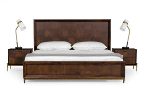 VIG Furniture Shane Eastern King Acacia & Brass Bed - Dark Mango Veneer, Mid-Century Low-Profile Design, Durable VGNXSHANE-BED-EK