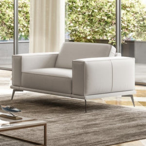 VIG Furniture Soho Italian White Leather Armchair In Sissi White — Contemporary Craftsmanship, Stainless Steel Legs, Deep Comfort VGDTSOHO-WHT-CH