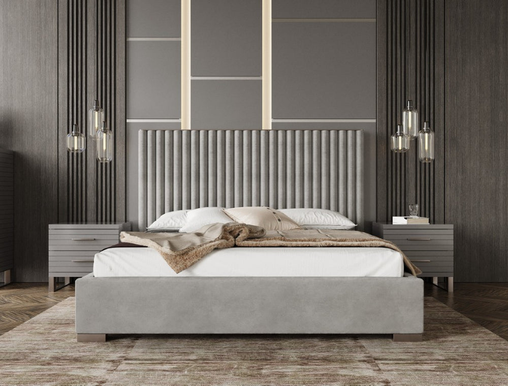 VIG Furniture Splendor Plush Grey Velvet King Platform Bed With High Headboard, Dimensional Stripe & Silver Accents VGVCBD20256-BED-EK